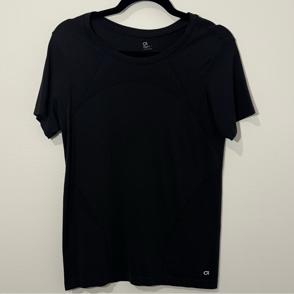 GapFit Women’s Seamless Performance Tee Size Large – Black Activewear Shirt